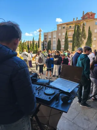 DJ SAAK- DJ I TECNICO DE SONIDO PARA TODO.