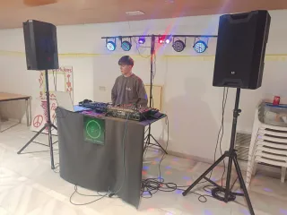 DJ SAAK- DJ I TECNICO DE SONIDO PARA TODO.
