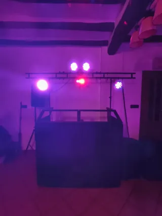 DJ SAAK- DJ I TECNICO DE SONIDO PARA TODO.