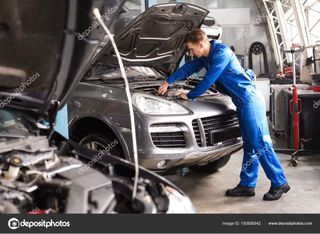 Mecánico de coche Profesional￼