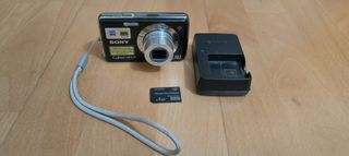 Cámara Sony Cyber-shot DSC-W210 Negra