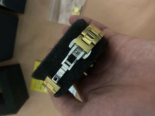 Reloj Dorado Siglo XXI