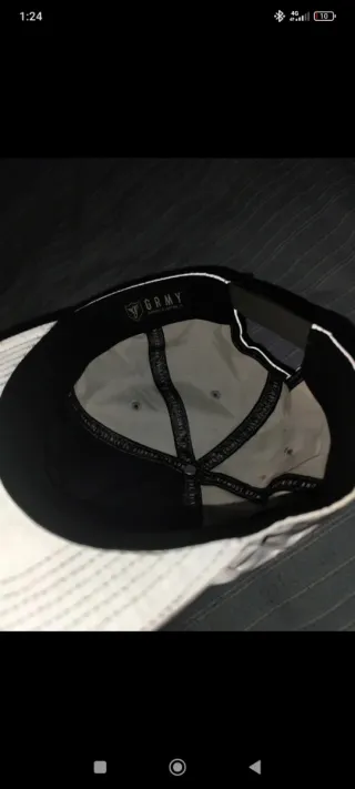 Gorra reflectante gris