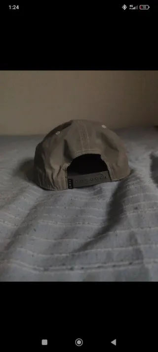 Gorra reflectante gris