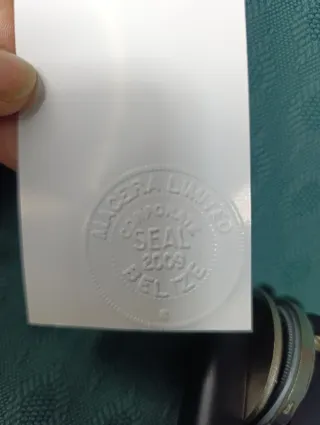 Sello seco manual de tenaza