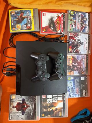 Consola PS3 Negra + 7 Juegos Precio negociable