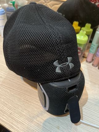 Gorra Under Armour Negra y Gris
