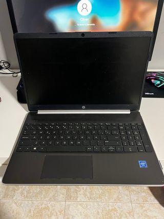 Portátil HP i5-1035G4 8GB RAM 238GB SSD