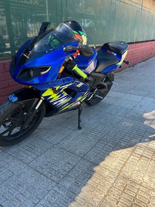 Rieju RS2 Azul y Amarillo