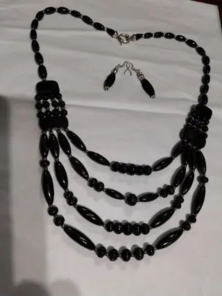 Collar y Pendientes Azabache y Plata