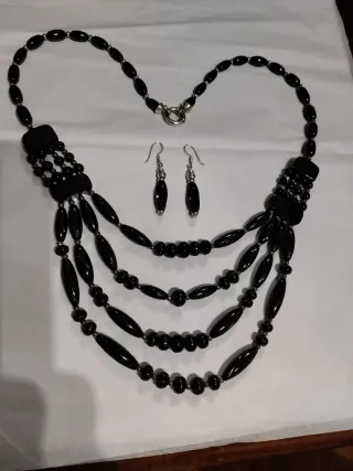 Collar y Pendientes Azabache y Plata