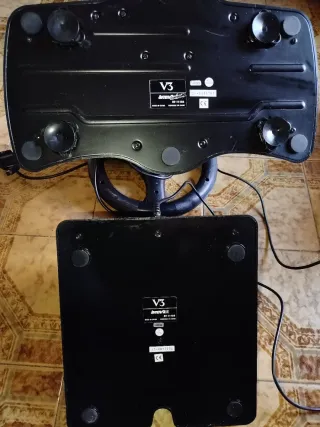 Volante V3 FX + Pedales PS1/PS2