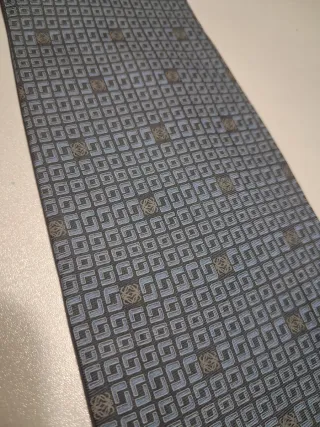 Corbata Loewe nueva sin estrenar