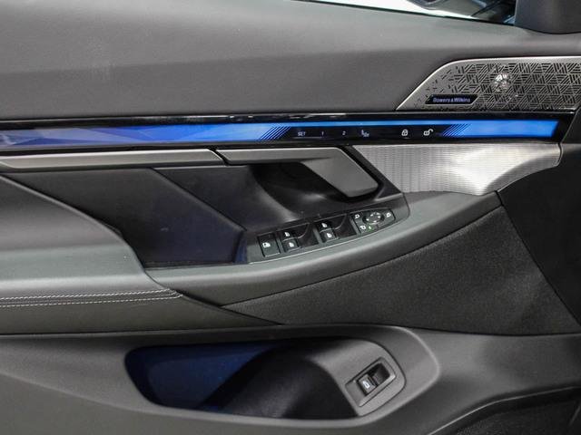 BMW Serie 4 2025, foto 18