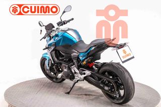 BMW F 900 R