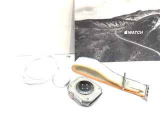 apple watch ultra 2 49mm (gps 4g) titanio