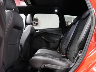 Ford Kuga 2.0 TDCI ST-Line 4x4 Powershift 110 kW (150 CV)