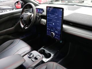 Ford Mustang Mach-E Premium RWD Rango Extendido 216 kW (294 CV)