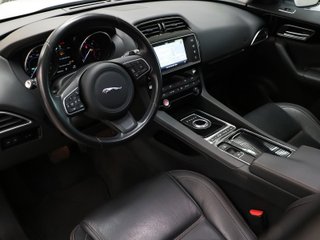 Jaguar F-PACE 2.0L i4D Pure AWD Auto 132 kW (180 CV)