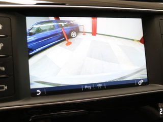 Jaguar F-PACE 2.0L i4D Pure AWD Auto 132 kW (180 CV)