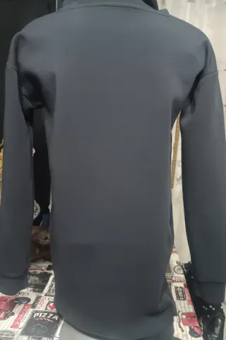 Vestido Sudadera Guess Negro.