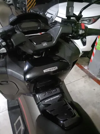 Honda Integra 750s Maxi Scooter