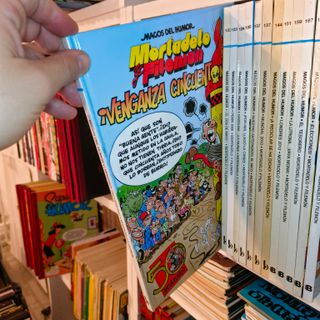 Magos del Humor. Ediciones B. Tapa dura