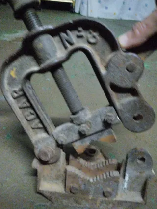 Mordaza Acar N.º 3 para tubos