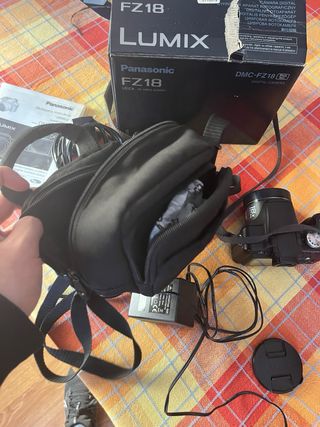 Cámara Panasonic Lumix DMC-FZ18 Leica