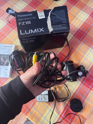 Cámara Panasonic Lumix DMC-FZ18 Leica