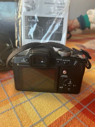 Cámara Panasonic Lumix DMC-FZ18 Leica