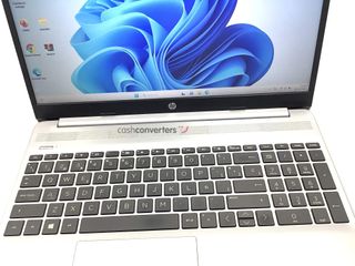 pc portatil hp 255 g8, amd ryzen 3 3250u, 8gb ram, 256gb ssd, grafica compartida