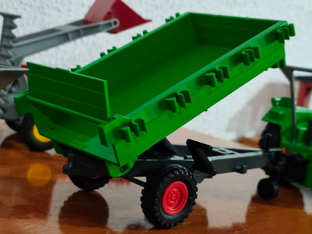 Playmobil Lote Tractores y Remolques