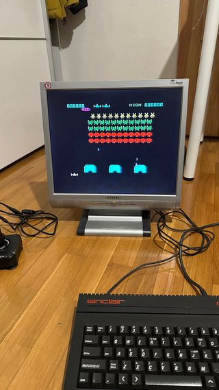 ZX Spectrum+2, 41 juegos, 2 joysticks +tv hyundai