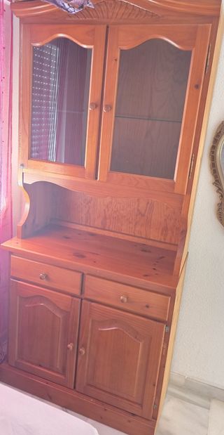 Mueble de salón de madera