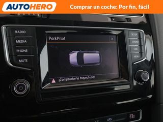 Volkswagen Golf 1.6 TDI Sport by R-Line BlueMotion