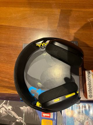 PACK COMPLETO PS4 + 2 MANDOS + JUEGOS