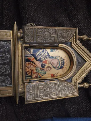 Tríptico Virgen del Perpetuo Socorro
