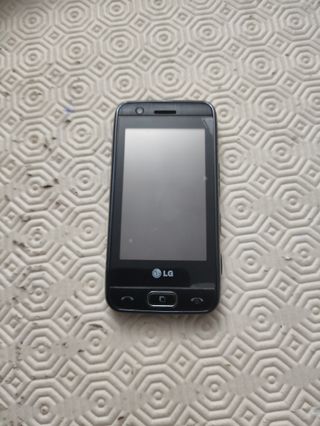 Telemóvel LG GT505 - Como Novo