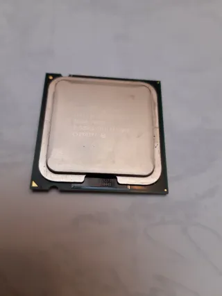 Procesador Intel Core 2 Quad Q8300