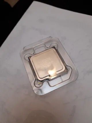 Procesador Intel Core 2 Quad Q8300