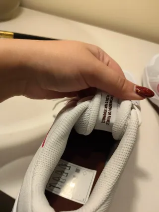 Sapatilhas Nike Brancas e Rosa Tam 40