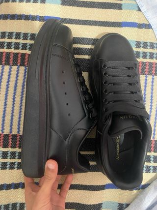 Sneakers Alexander Mcqueen nuove senza scatola