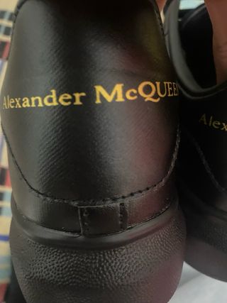 Sneakers Alexander Mcqueen nuove senza scatola