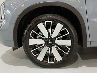 MITSUBISHI Outlander PHEV PHEV 4WD Kaiteki