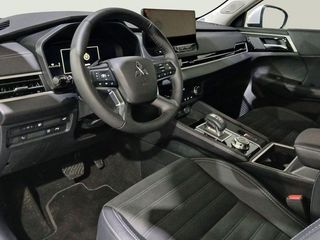 MITSUBISHI Outlander PHEV PHEV 4WD Kaiteki