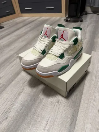 Jordan 4 Pine Green