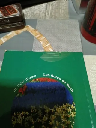 Libro Las flores de Bach