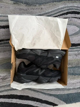 New Balance 9060 Negro