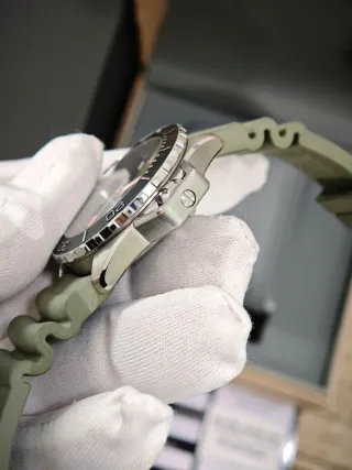 Hamilton Khaki Navy Frogman Auto 41mm